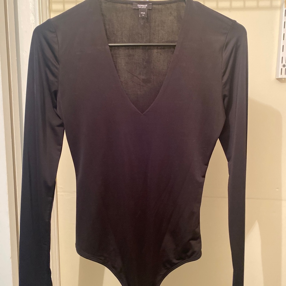 Express Black V-Neck Long Sleeve Body Contour Bodysuit